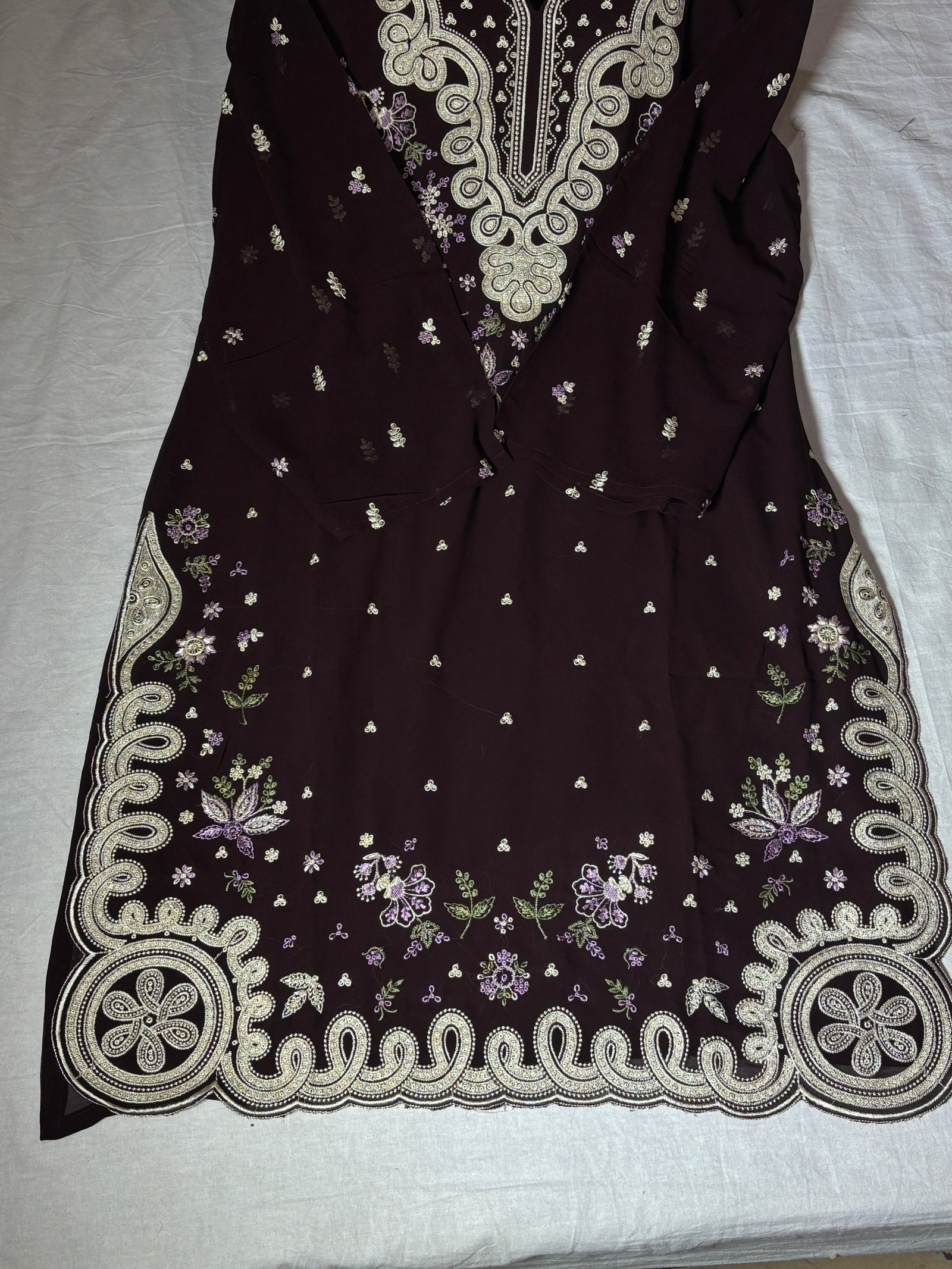 Ethenic suit 