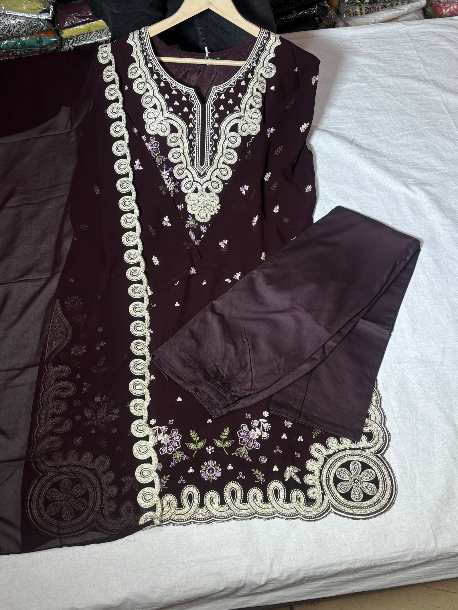 Ethenic suit 
