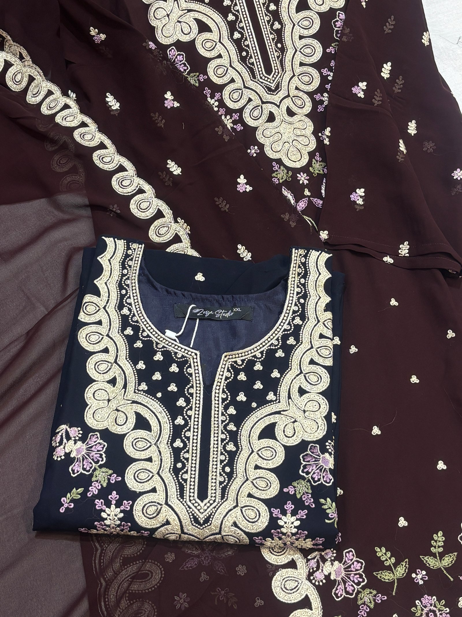 Ethenic suit 