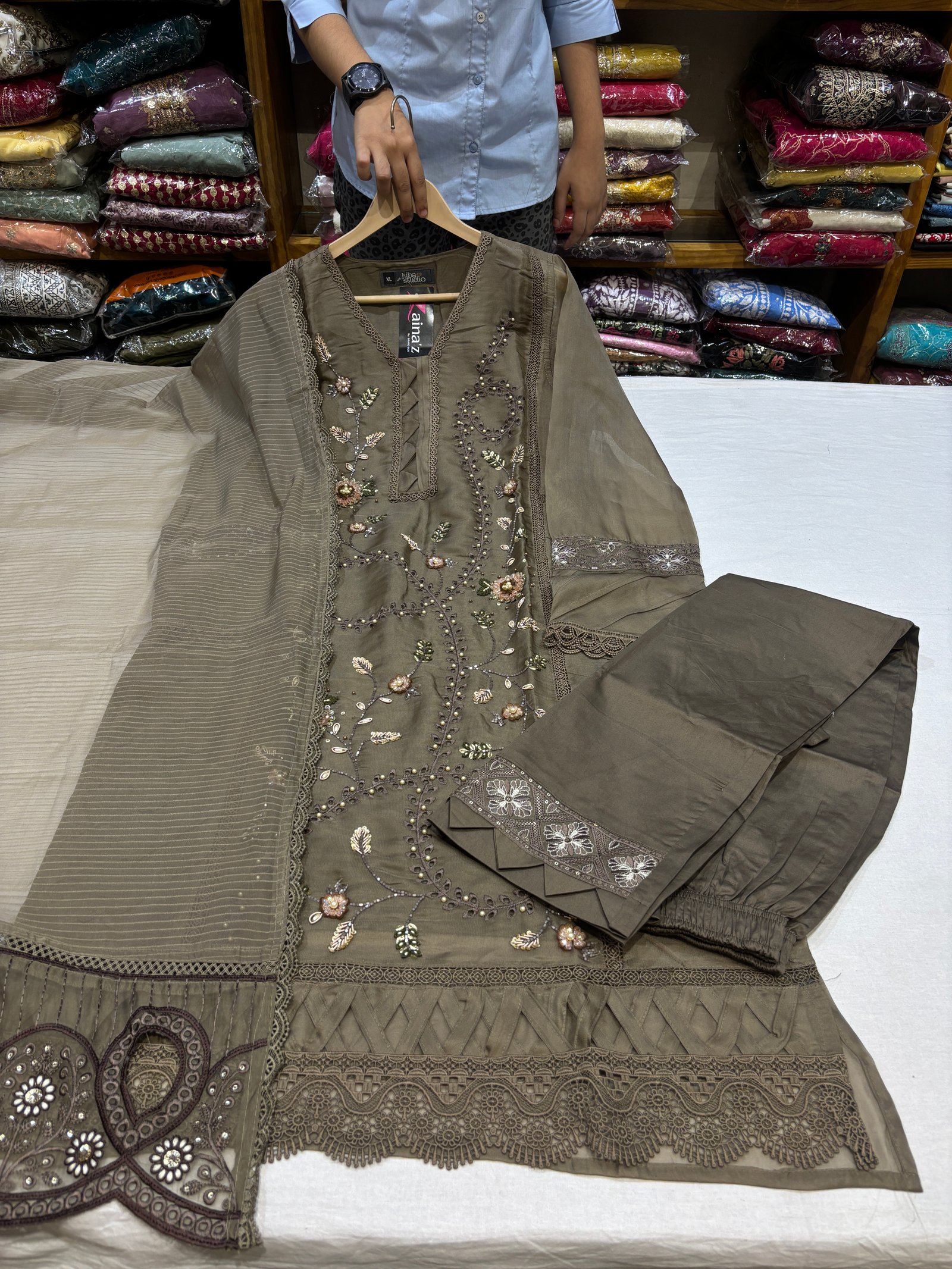pakistani suit 