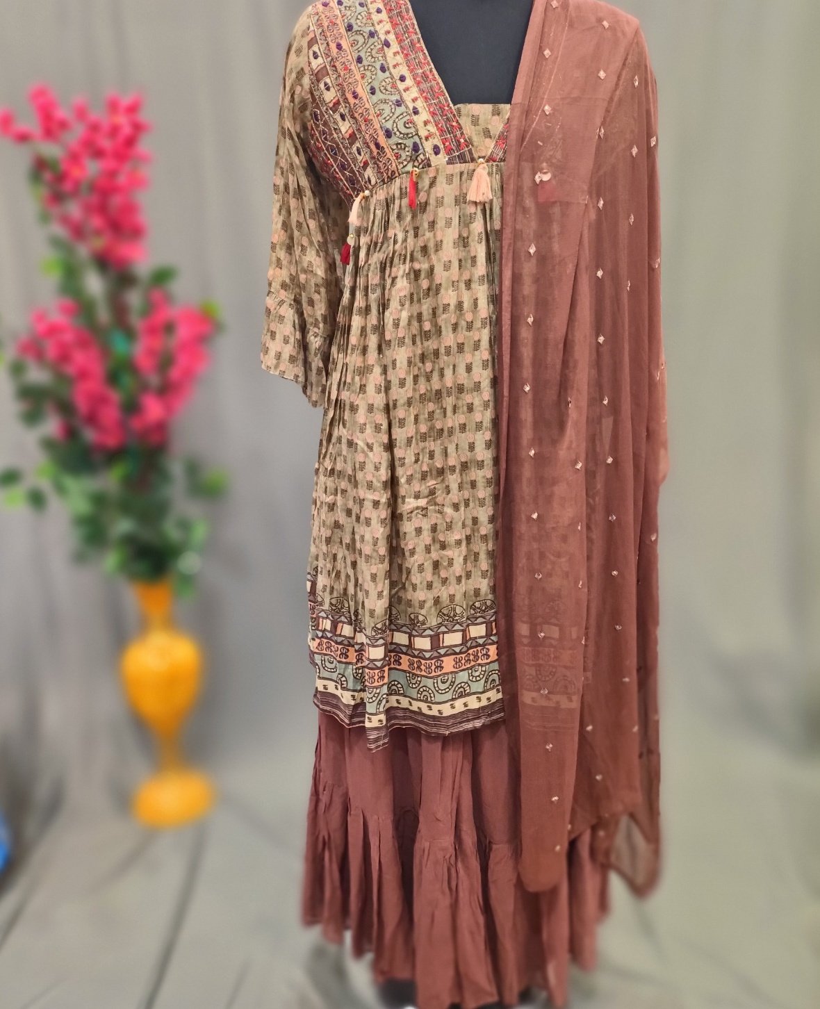 Pepelum style Sharara set
