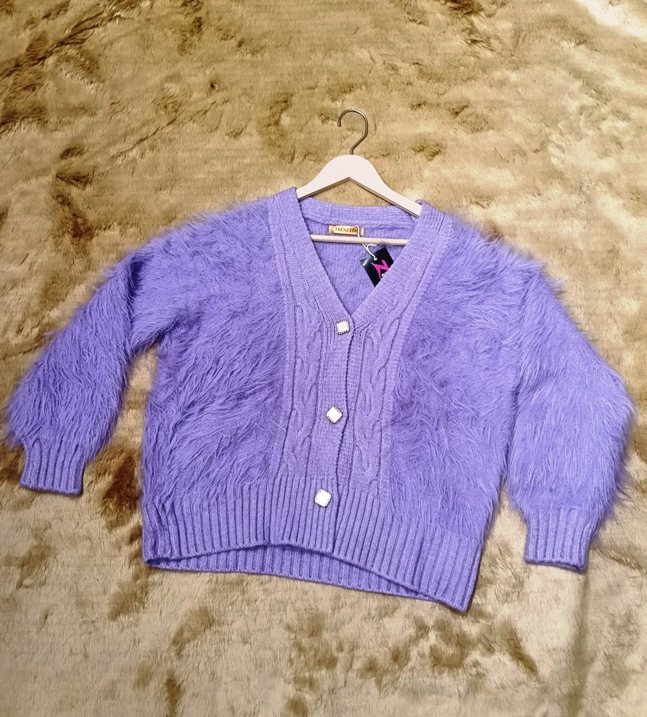 Woolen crop tops